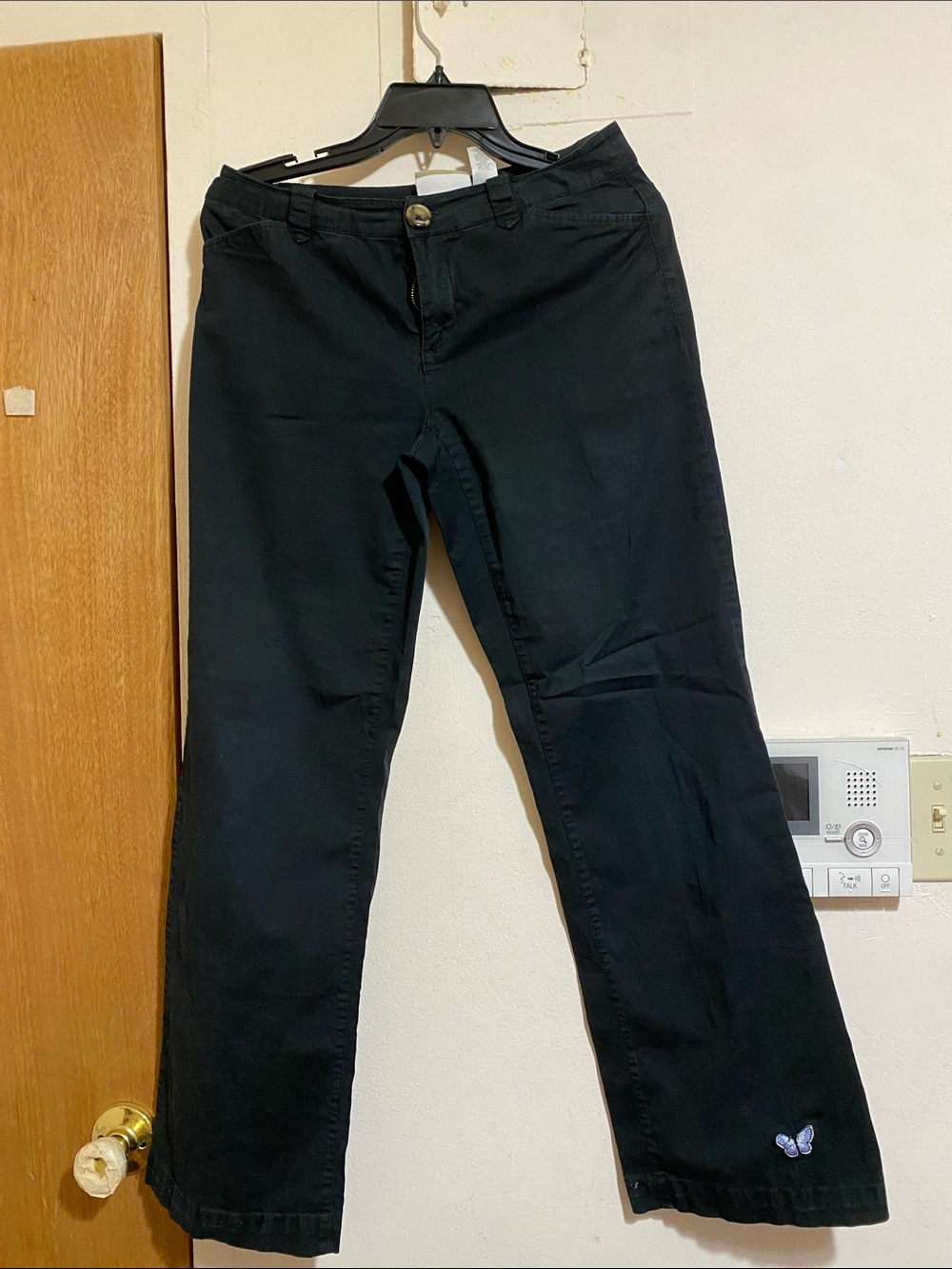 Liz Claiborne Black Straight Leg Pants with Subtle Embroidery